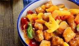 吃瓜菠萝咕噜肉漾漾,漾漾滋味尽享美食之旅