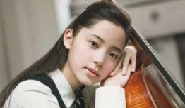 章丘小雪吃瓜事件视频,网络热议的瓜田奇闻