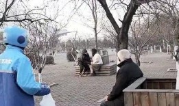 燕郊大爷吃瓜事件,一场引发热议的社区风波