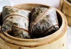 边吃糯米边吃生皇瓜,糯米与生皇瓜的味蕾交响曲