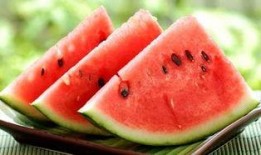 吃瓜反被瓜咬案例,揭秘网络谣言背后的真相