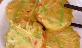 吃瓜厨苹果饼,甜蜜诱惑，一口咬下幸福感爆棚