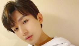 美少女吃瓜记成毅