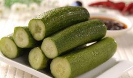 人流后吃瓜,她们如何面对生活的“瓜”？