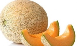 姨妈第四天可以吃哈密瓜,哈密瓜助力健康恢复”