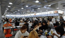 吃瓜欧亚学院,揭秘校园里的趣味故事与热点事件