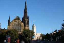 英国利兹大学吃瓜,揭秘英国校园里的“吃瓜”盛况