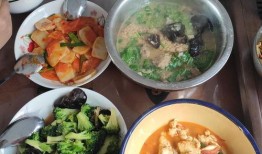 疫情在家吃瓜的语录,疫情期间居家“吃瓜”语录大盘点