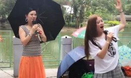 吃瓜少年拍照,吃瓜少年镜头下的趣味瞬间