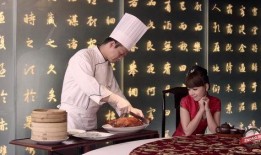 台儿庄老师吃瓜视频播放,揭秘幕后故事